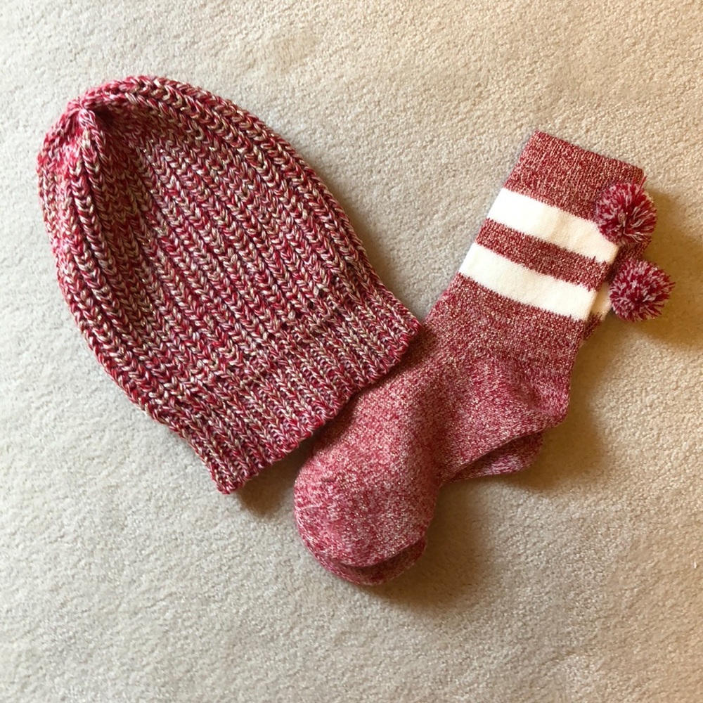 Beanie and sock set
